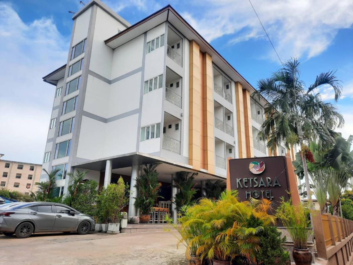 Ketsara Hotel Maha Sarakham Esterno foto