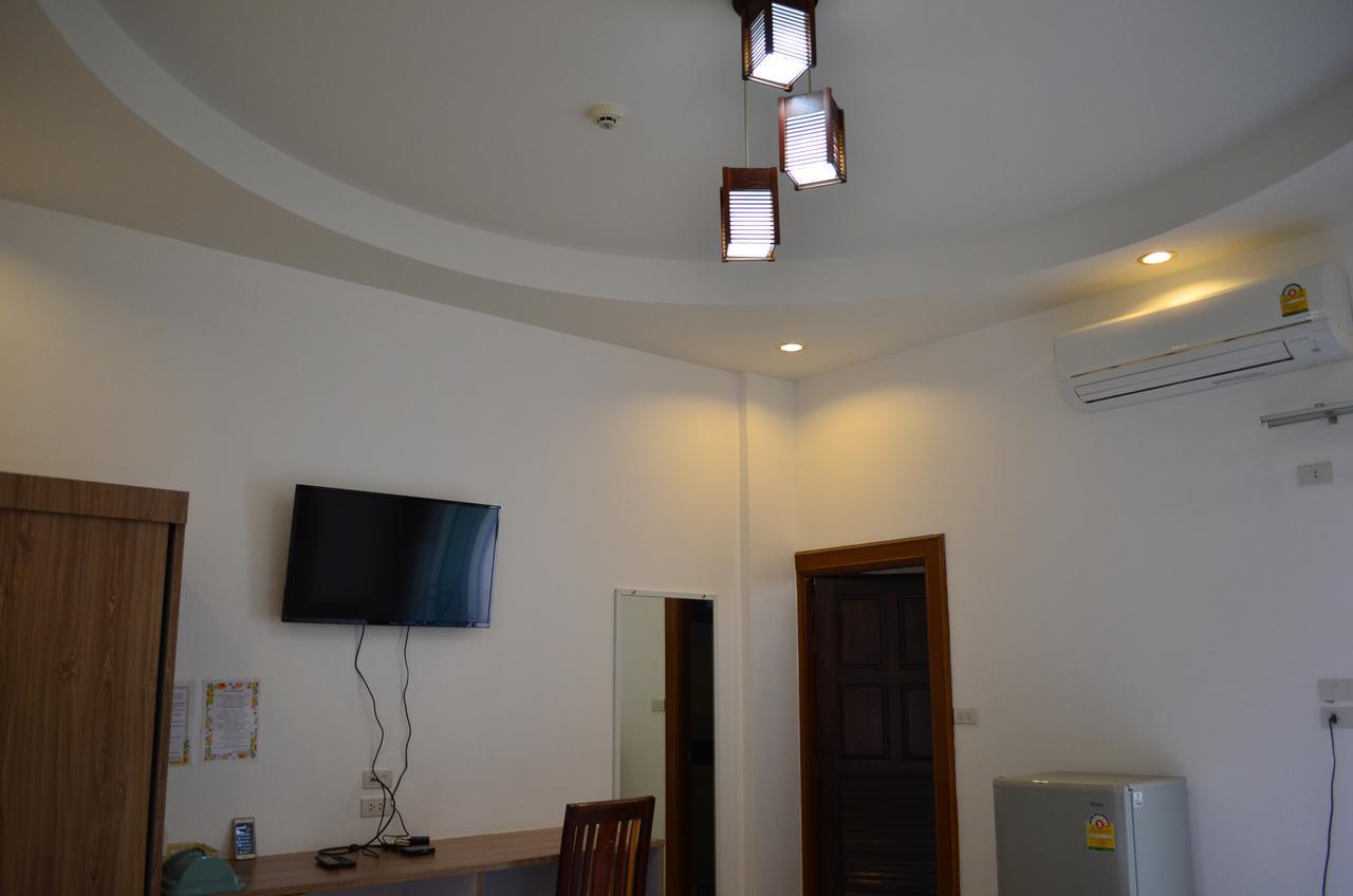 Ketsara Hotel Maha Sarakham Esterno foto