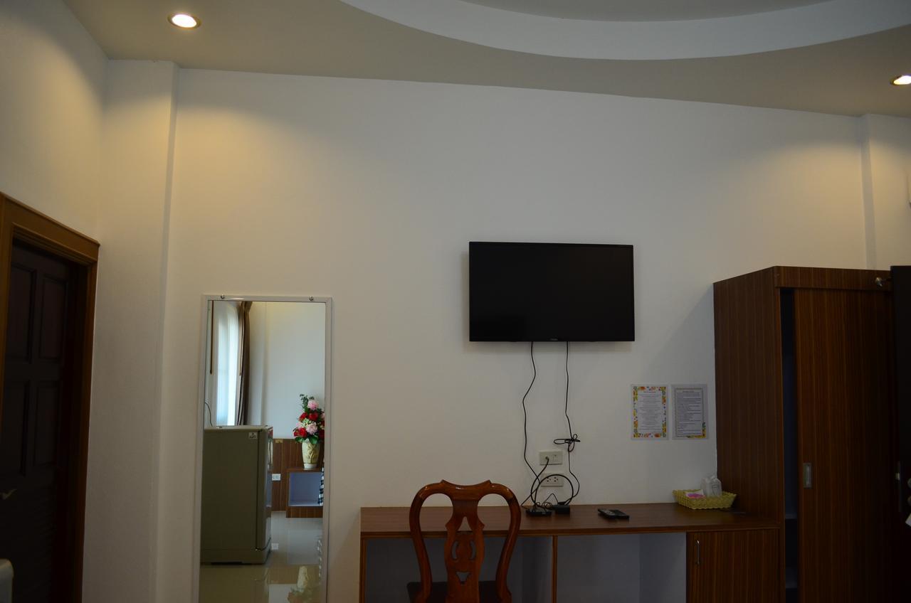 Ketsara Hotel Maha Sarakham Esterno foto