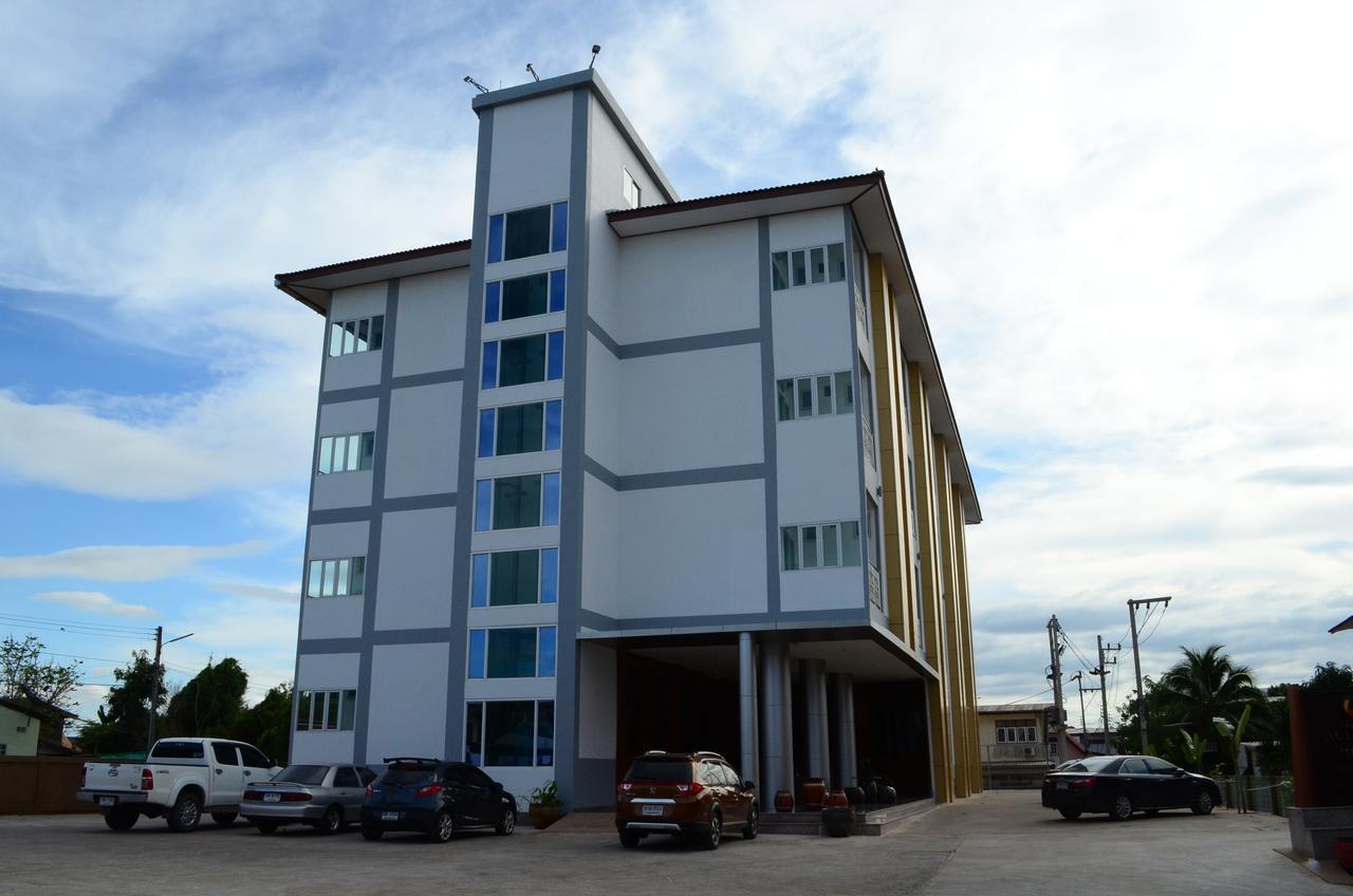 Ketsara Hotel Maha Sarakham Esterno foto